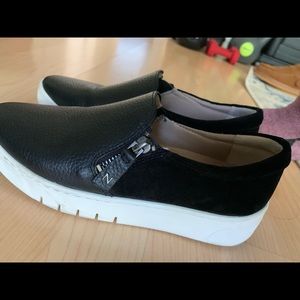 Naturalizer Suede Black Sneakers